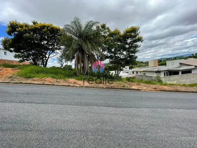 Terreno com 420m², à venda, no bairro Portal do Sol em Lagoa Santa