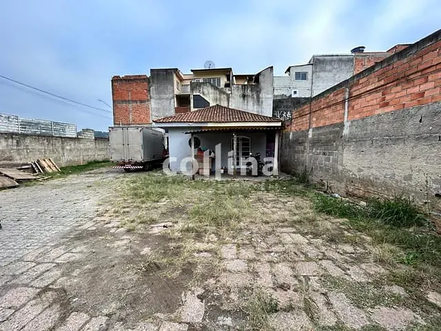 Terreno com 646m², à venda, no bairro Santa Maria em Osasco