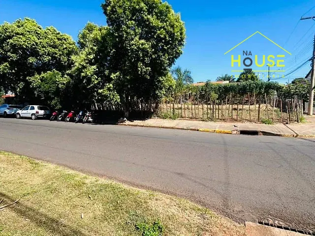 Terreno com 660m², à venda, no bairro Parque Vila Nova em Fernandópolis