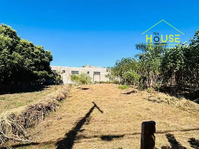 Terreno com 660m², à venda, no bairro Parque Vila Nova em Fernandópolis
