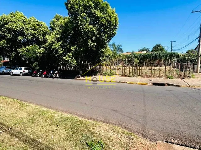 Terreno com 660m², à venda, no bairro Parque Vila Nova em Fernandópolis