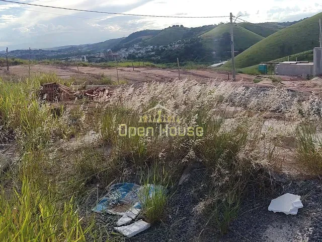 Terreno com 700m², à venda, no bairro Bairro de Fátima (Califórnia da Barra) em Barra do Piraí