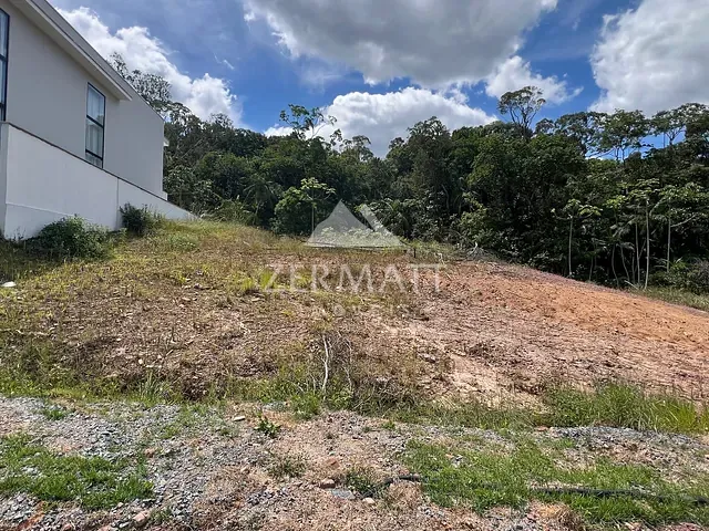 Terreno com 375m², à venda, no bairro Ponta Aguda em Blumenau