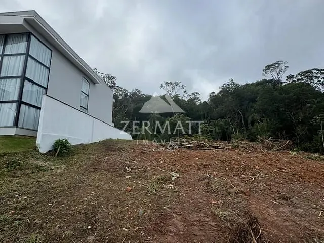 Terreno com 375m², à venda, no bairro Ponta Aguda em Blumenau