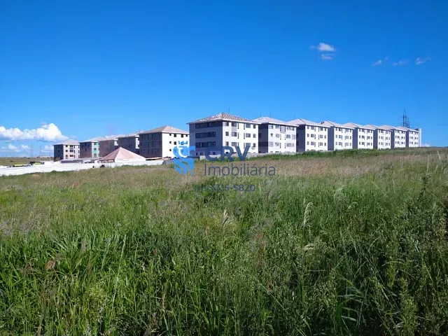 Terreno com 5205m², à venda, no bairro Conjunto Vivi Xavier em Londrina