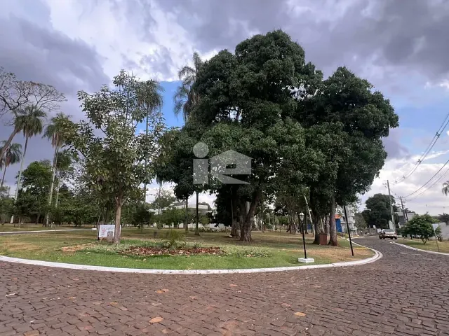 Terreno com 300m², à venda, no bairro Campo Belo em Rolândia