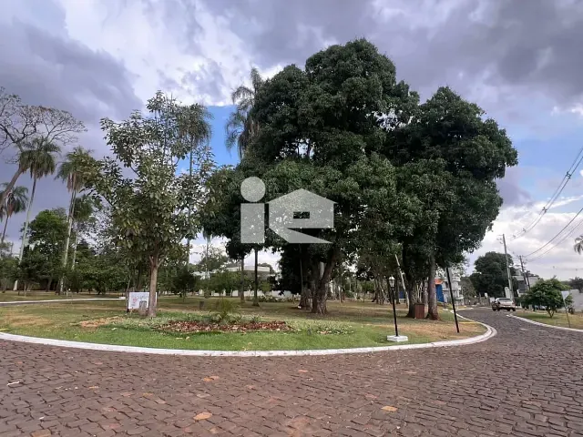 Terreno com 300m², à venda, no bairro Campo Belo em Rolândia