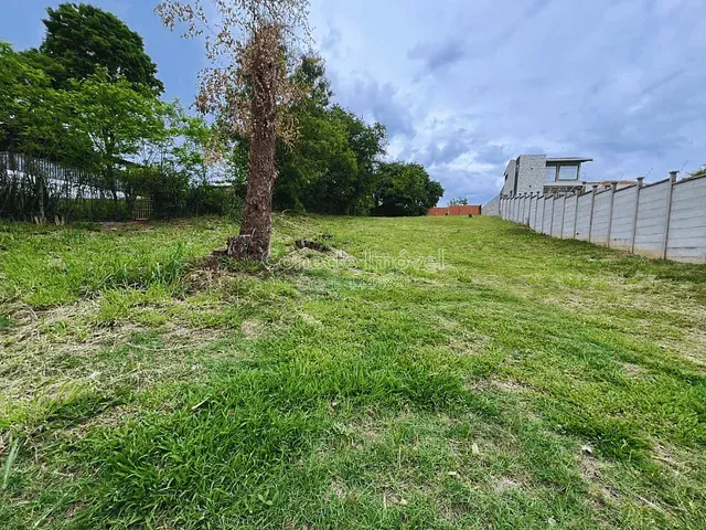 Terreno com 1042m², à venda, no bairro Chácaras Camanducaia em Holambra
