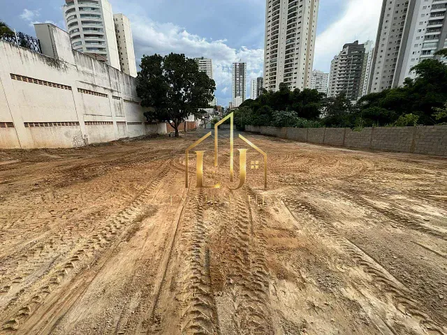Terreno com 1900m², à venda, no bairro Duque de Caxias em Cuiabá