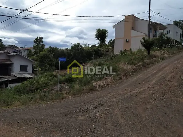 Terreno com 544m², à venda, no bairro Gruta em Concórdia