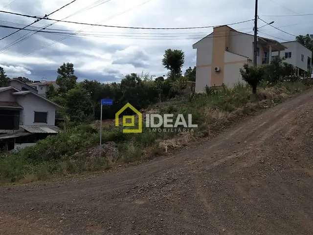 Terreno com 544m², à venda, no bairro Gruta em Concórdia