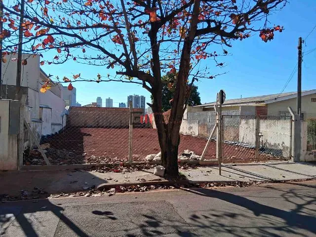Terreno com 280m², à venda, no bairro Aurora em Londrina