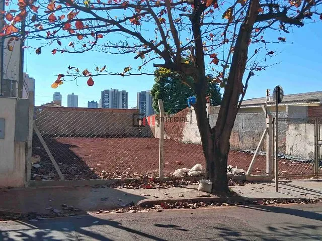 Terreno com 280m², à venda, no bairro Aurora em Londrina