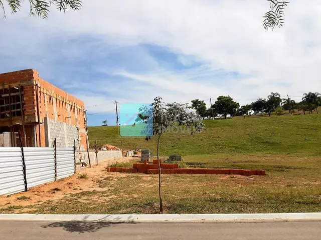 Terreno com 756m², à venda, no bairro Jardim Torrao de Ouro em São José dos Campos
