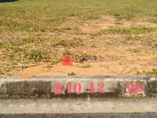 Terreno à venda, no bairro Jardim Santa Tereza em Taubaté