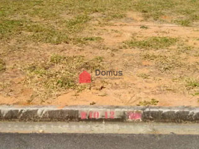 Terreno à venda, no bairro Jardim Santa Tereza em Taubaté