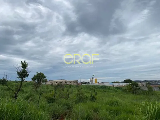 Terreno com 300m², à venda, no bairro Parque Laguna II em Formosa