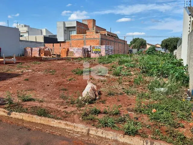 Terreno com 280m², à venda, no bairro Jardim Interlagos II em Arapongas