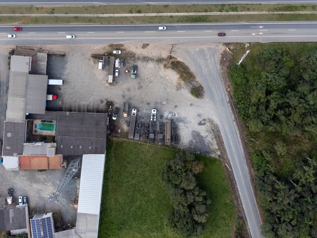 Terreno com 11465m², à venda, no bairro Escalvados em Navegantes