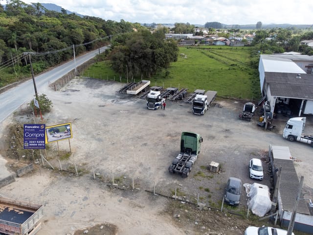 Terreno com 11465m², à venda, no bairro Escalvados em Navegantes