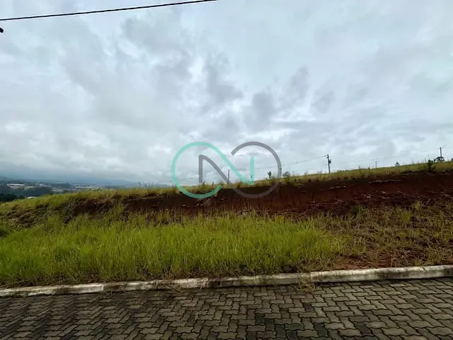 Terreno com 300m², à venda, no bairro Bela Vista em Araricá