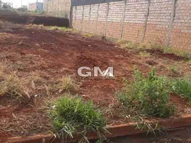 Terreno com 250m², à venda, no bairro Maria Regina em Jardinópolis