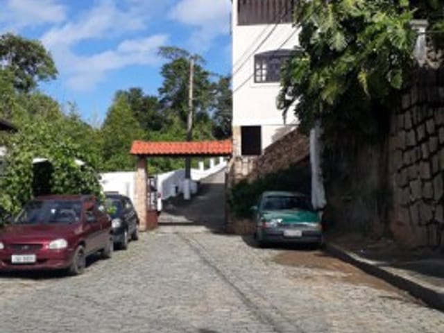 Terreno à venda, no bairro Valparaíso em Petrópolis