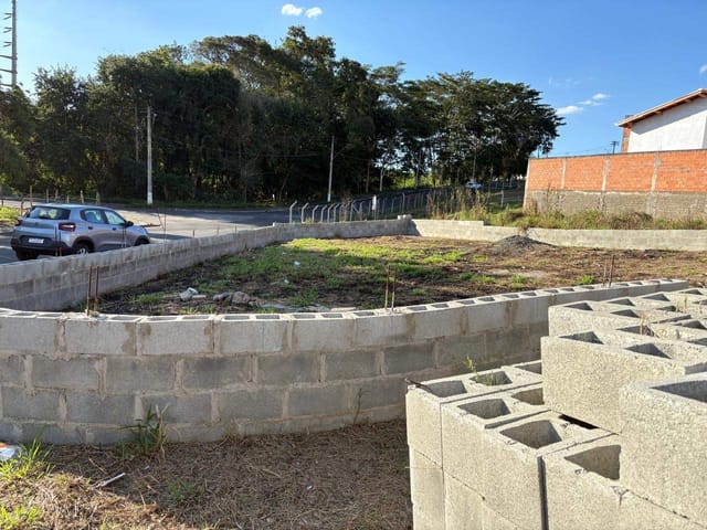 Terreno com 215m², à venda, no bairro Conjunto Residencial Parque São Bento em Campinas