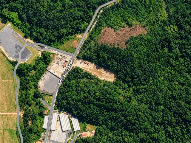 Terreno com 8000m², para alugar, no bairro Chácaras Maristela em Franco da Rocha