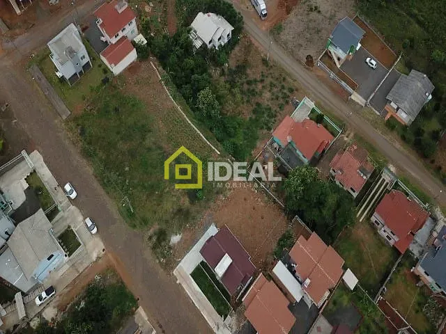 Terreno com 477m², à venda, no bairro Gruta em Concórdia