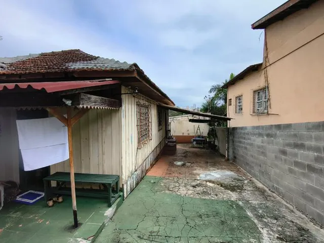 Terreno com 422m², à venda, no bairro Centro em Londrina