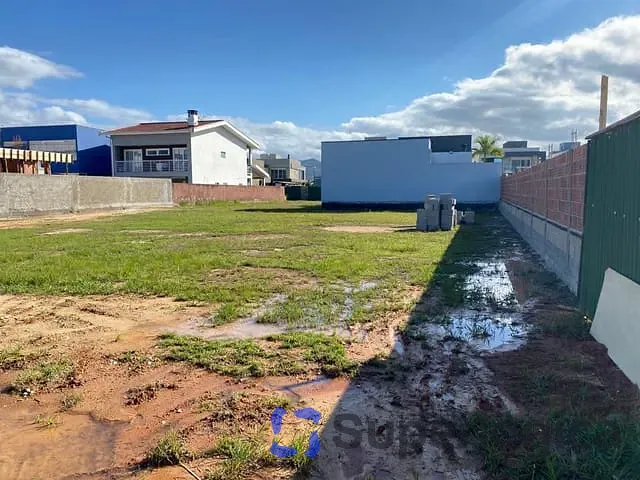 Terreno com 371m², à venda, no bairro Santa Regina em Camboriú