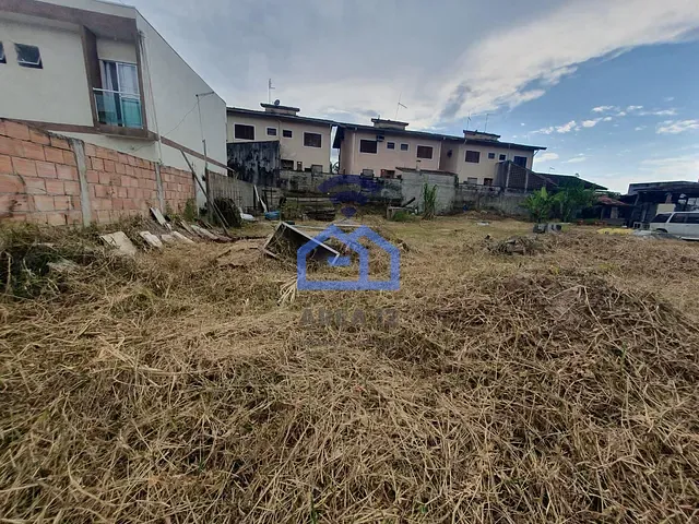 Terreno com 1100m², à venda, no bairro Massaguaçu em Caraguatatuba