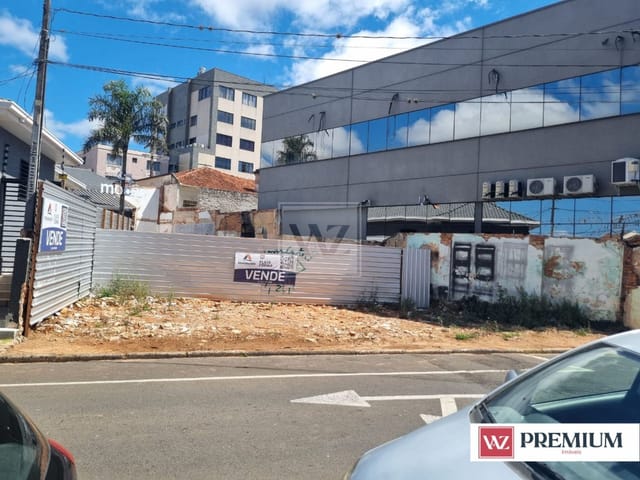 Terreno com 163m², à venda, no bairro Centro em Ponta Grossa