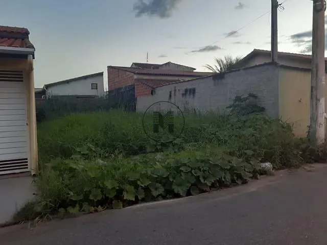 Terreno com 140m², à venda, no bairro Jardim Esperanca em Guaratinguetá