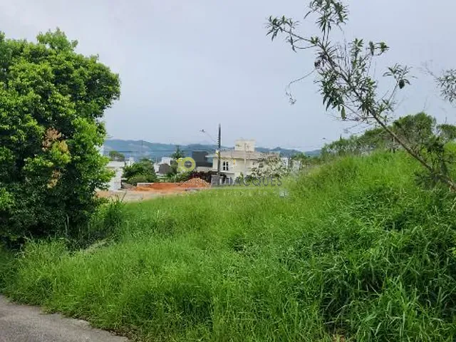 Terreno com 444m², à venda, no bairro Pedra Branca em Palhoça
