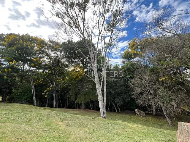 Terreno com 818m², à venda, no bairro Cacupé em Florianópolis