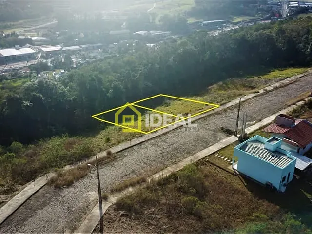 Terreno com 720m², à venda, no bairro São Cristóvão em Concórdia