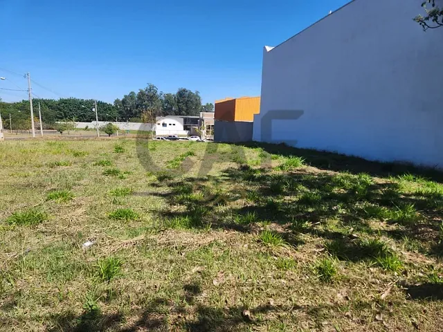 Terreno com 360m², à venda, no bairro Van Gogh em Holambra