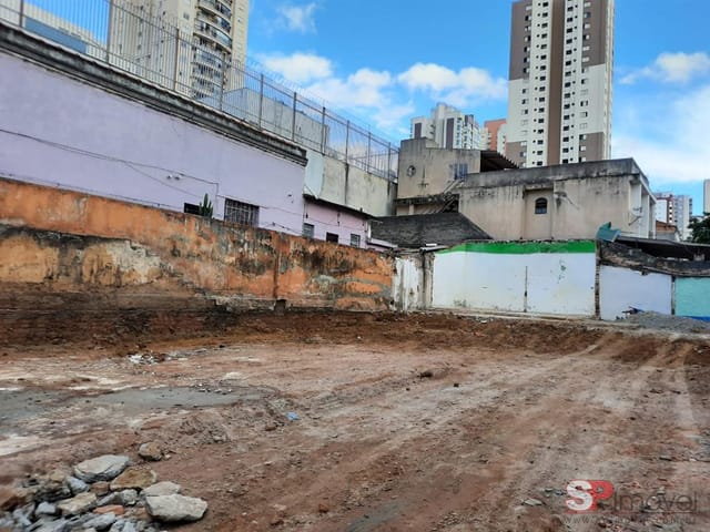 Terreno com 300m², para alugar, no bairro Tatuapé em São Paulo