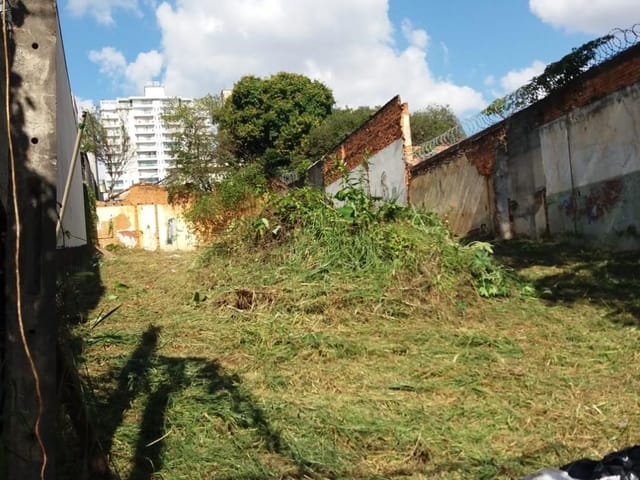 Terreno com 407m², à venda, no bairro Vila Galvão em Guarulhos