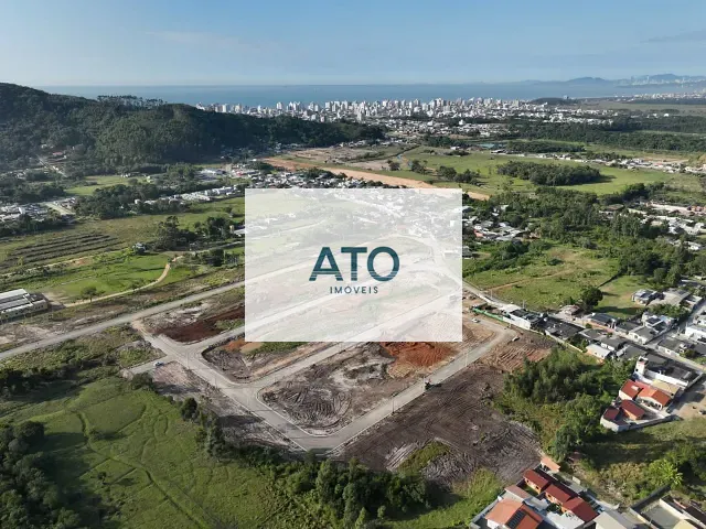 Terreno com 300m², à venda, no bairro PENHA em Penha