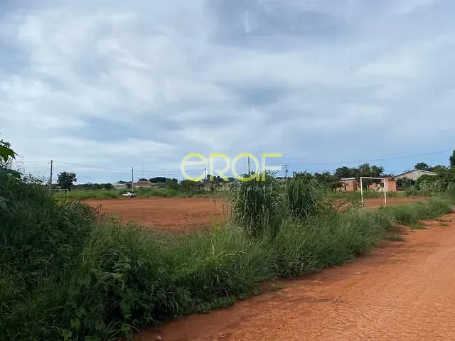 Terreno com 1346m², à venda, no bairro Parque São Francisco de Assis em Formosa