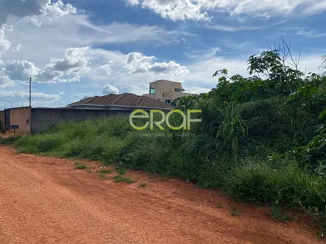 Terreno com 1346m², à venda, no bairro Parque São Francisco de Assis em Formosa