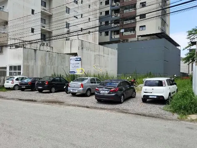 Terreno com 600m², à venda, no bairro Pedra Branca em Palhoça