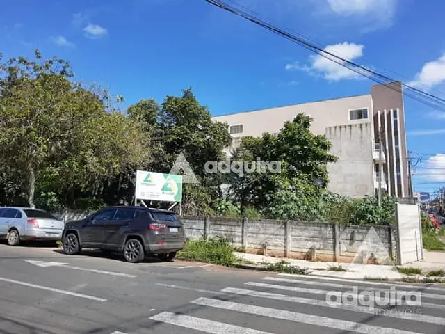 Terreno com 540m², à venda, no bairro Uvaranas em Ponta Grossa
