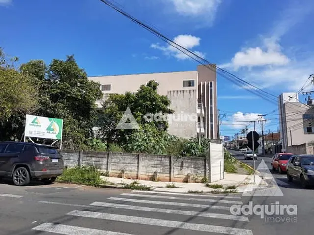 Terreno com 540m², à venda, no bairro Uvaranas em Ponta Grossa
