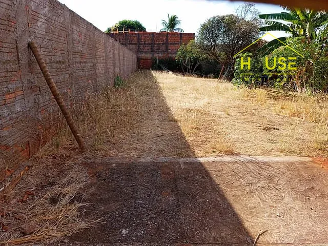 Terreno com 476m², à venda, no bairro Jardim Bom Clima em Votuporanga