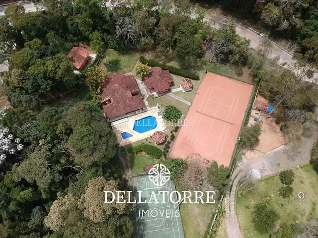Terreno com 673m², à venda, no bairro Quebra Frascos em Teresópolis