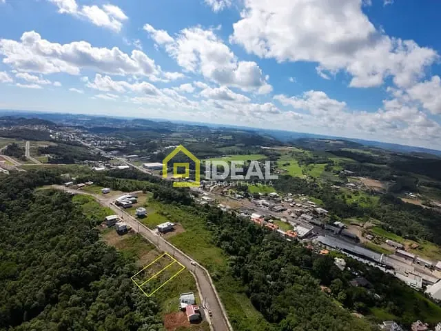 Terreno com 360m², à venda, no bairro São Cristóvão em Concórdia